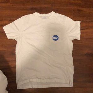 Vineyard vines tee